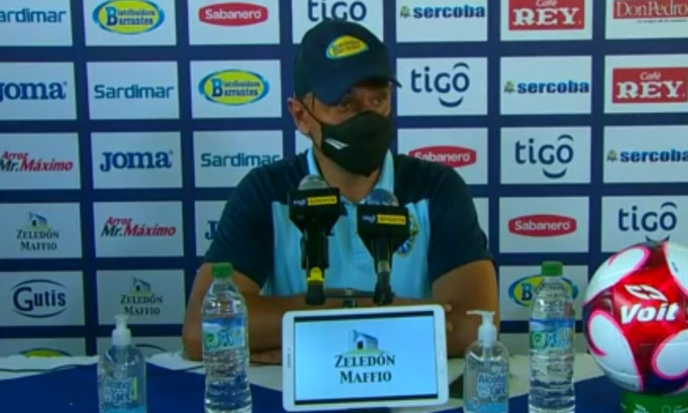 Martín Arriola, técnico de Jicaral, lamentó que su equipo no loograra sostener la ventaja ante Alajuelense.