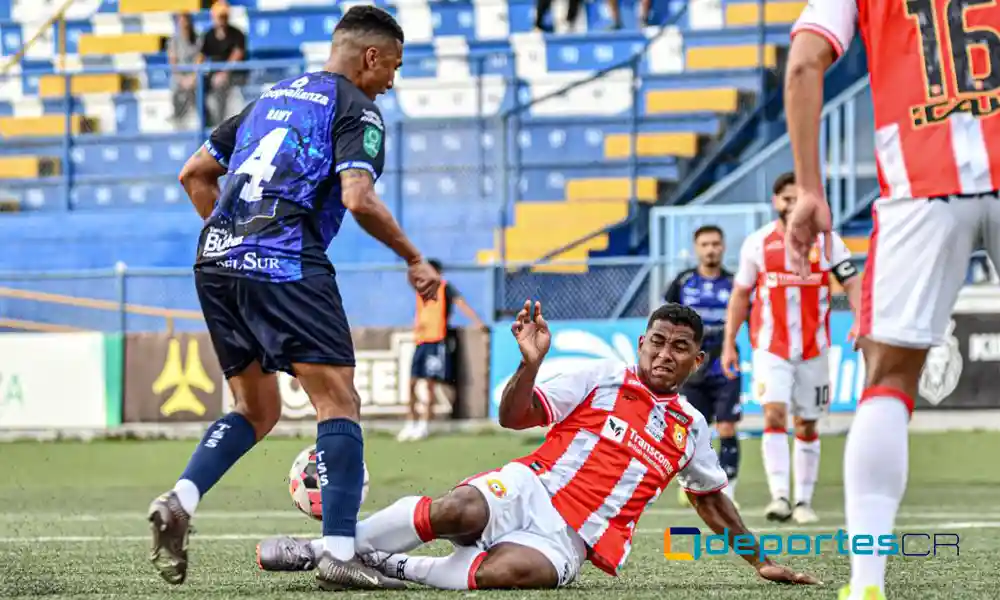 Allan Cruz llegó al gol en el juego entre Herediano y Pérez Zeledón. Foto: MPZ
